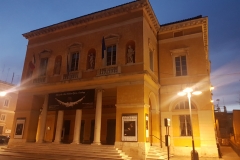 Teatro Dante Alighieri notturno